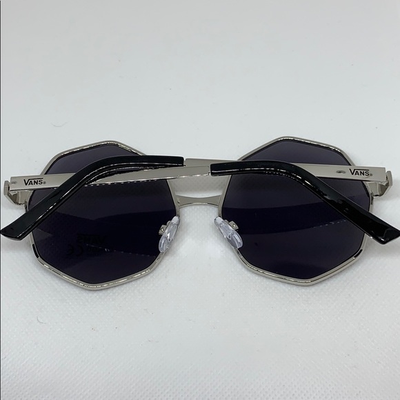 Vans Golden Gal Sunglasses For Women - Picture 5 of 5